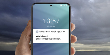 JUNG Smart Panel 8 bei Elektroinstallation Maas in Zeitz