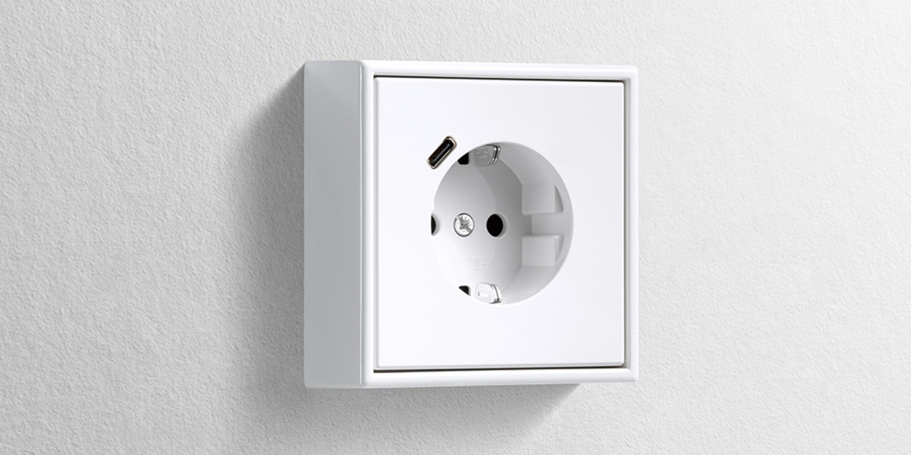 Erweiterter Anschlussraum für die Nachrüstung bei Elektroinstallation Maas in Zeitz